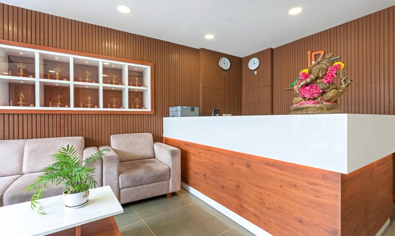 Отель Treebo Jp Residency Тривандрум Экстерьер фото